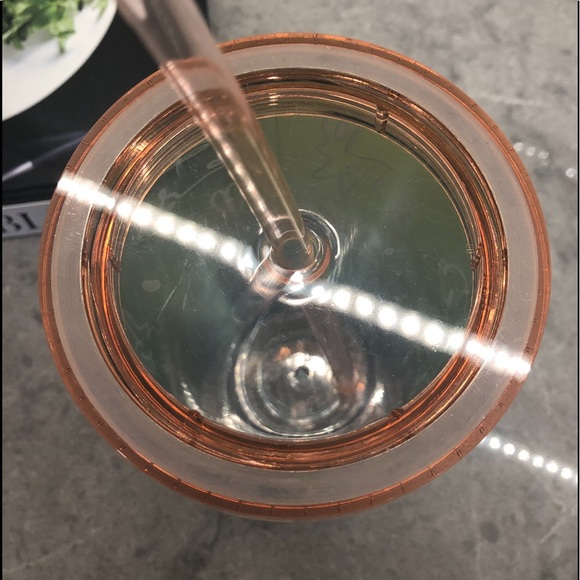 Starbucks 2019 Bunny Grande Tumbler - Picture 4 of 4